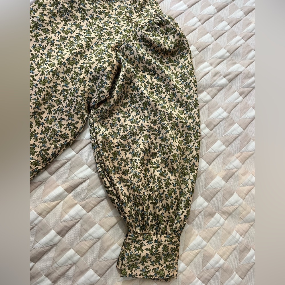 Levi's Floral Blouse - Green and Cream Size XL - Picture 12 of 14